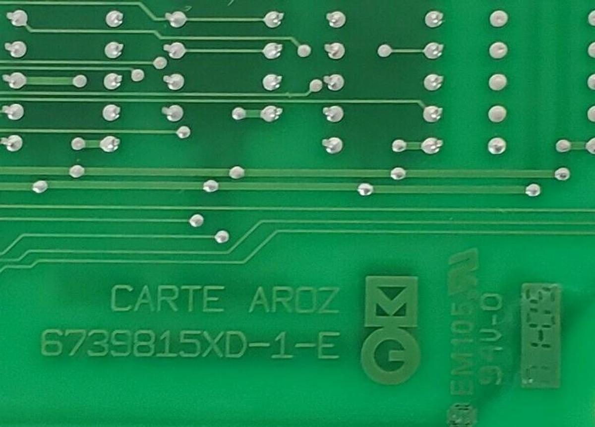 Used MERLIN GERIN 6740839 CONTROL BOARD 6739815XD-2-E UEB1309076 6739815XD-1-E