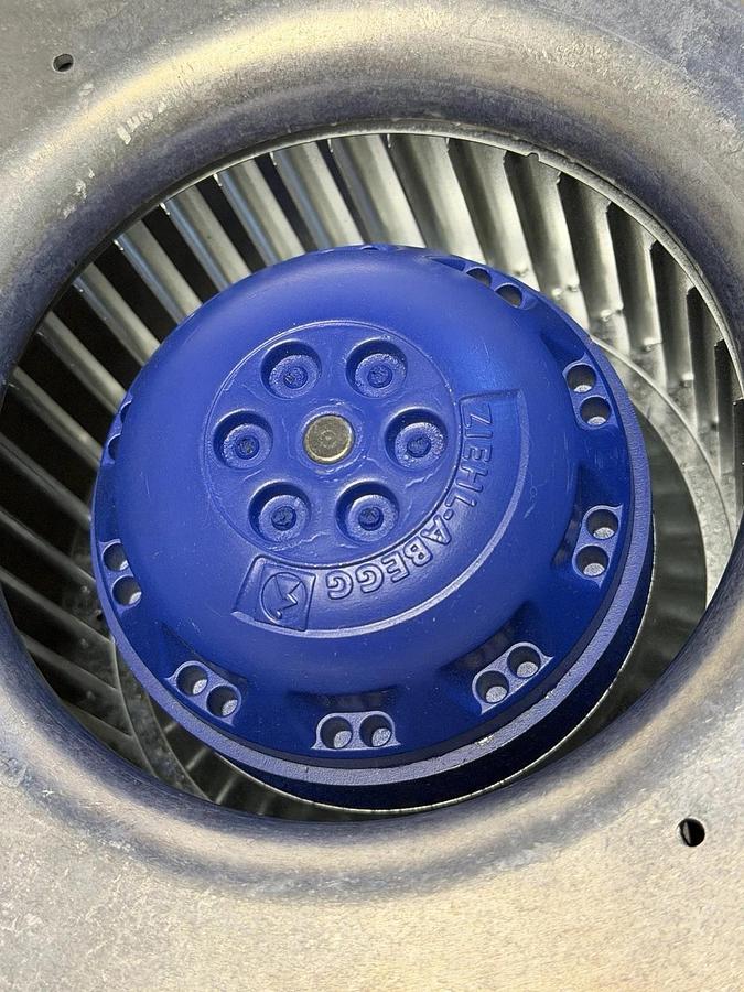 Used ZIEHL-ABEGG RG14S-2EP.WC.AR CENTRIFUGAL BLOWER FAN 230V 50/60HZ 0.17/0.23KW