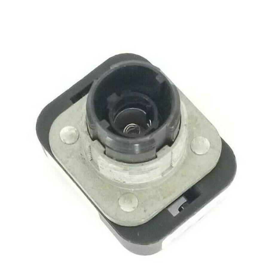 Used ALLEN BRADLEY 800T-P16 PUSHBUTTON 800TP16, SER. T
