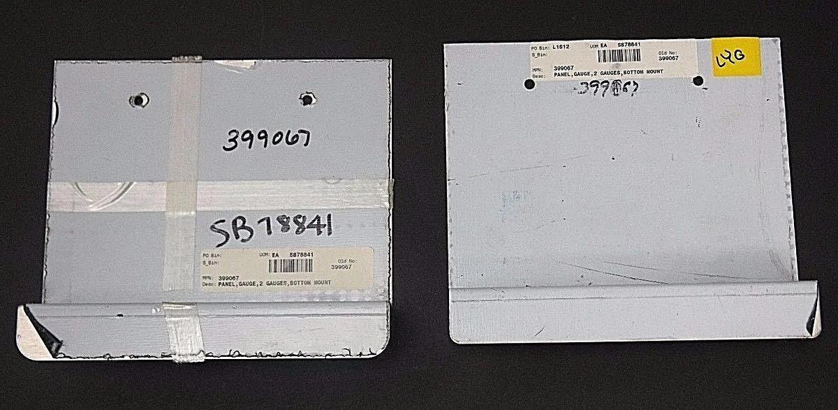 Used LOT OF 2 NEW 399067 PANEL, GAUGE, 2 GAUGES, BOTTOM MOUNT SB78841