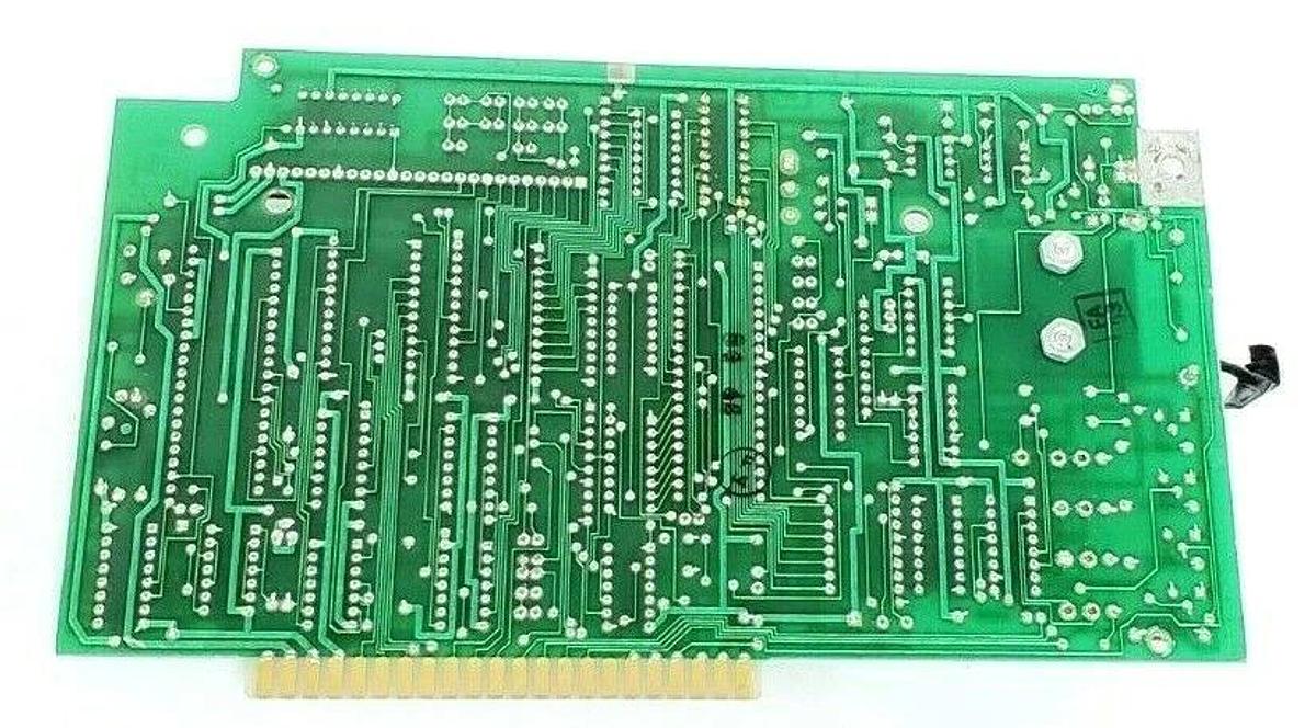 Used HONEYWELL LEEDS & NORTHRUP 046672 CIRCUIT BOARD