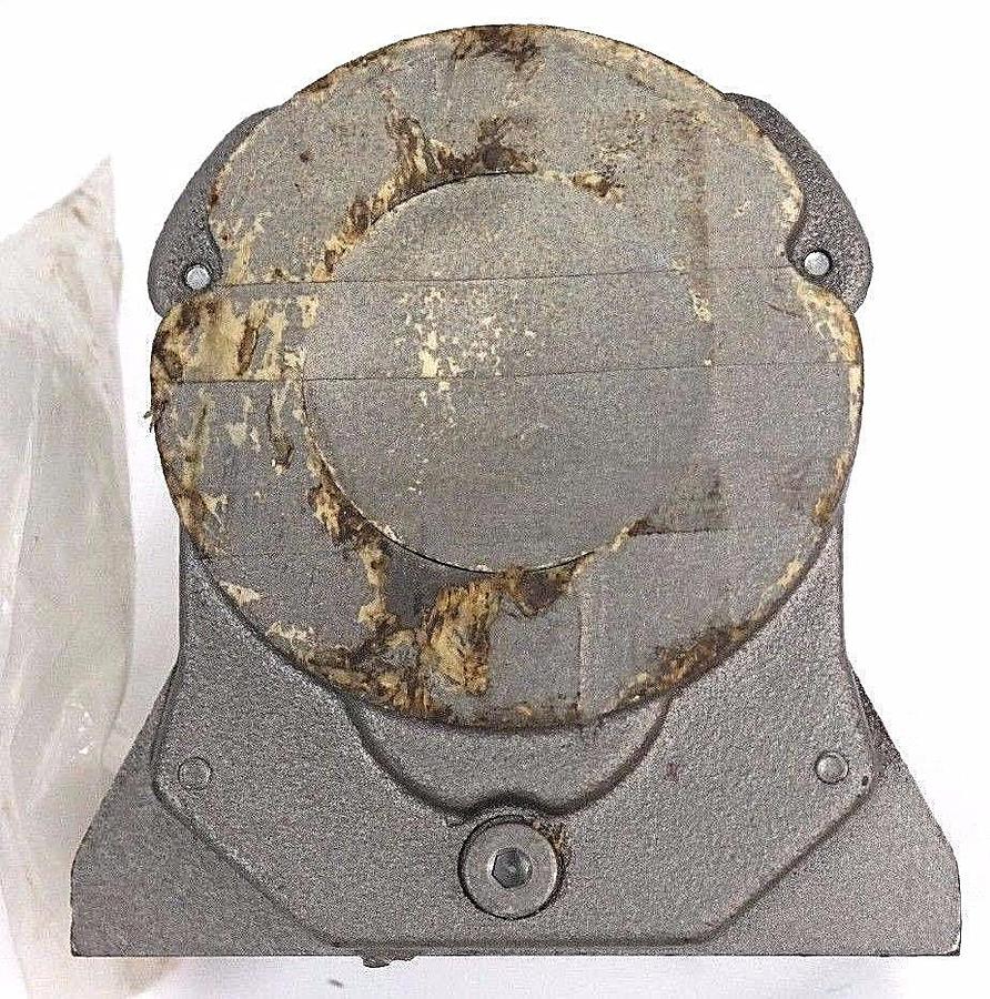 Used NEW NORD GEAR CORP. SK05N F GEAR BOX MTG.POSV6 MAX TORQ 0000 IN.LB SK05NF