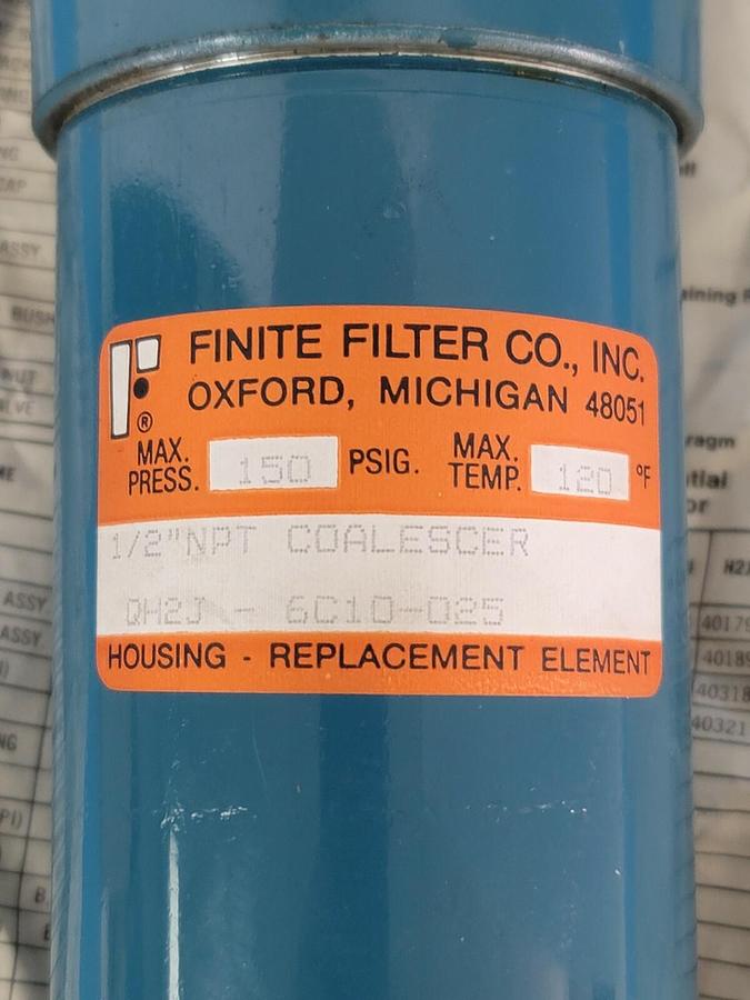 Used NEW PARKER QH2J-6C10-025 FINITE FILTER CO. 1/2" NPT COALESCING FILTER