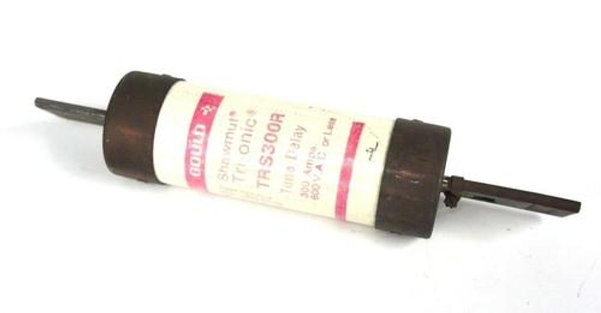 Used GOULD SHAWMUT TRIONIC TRS-300-R TIME DELAY CLASS RK5 FUSE 300AMPS 600VAC TRS300R