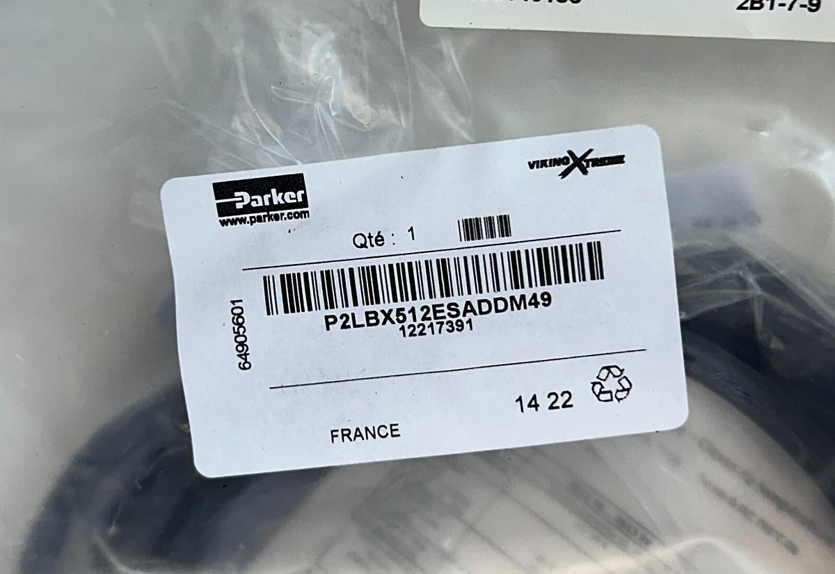 Used NEW PARKER P2LBX512ESADDM49 VIKING XTREME SOLENOID VALVE 24VDC 10BAR NSMP