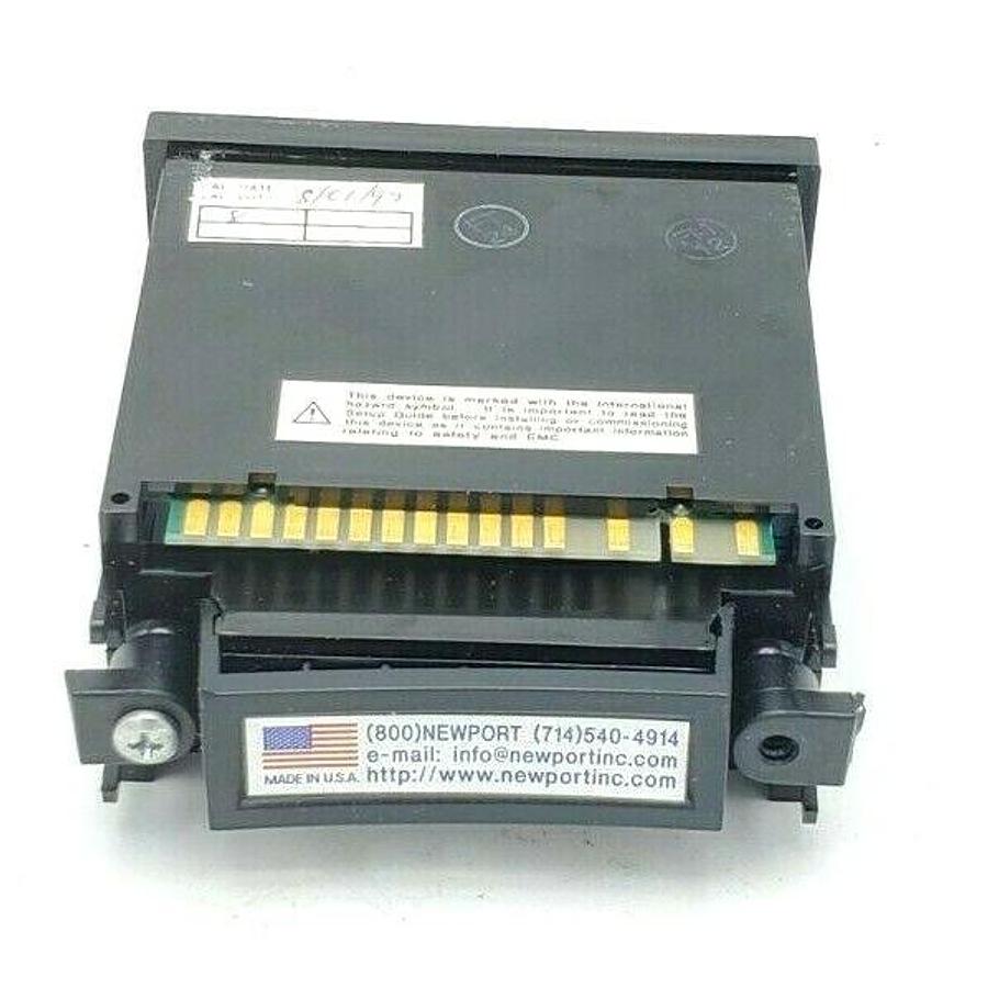 Used NEWPORT ELECTRONICS 201AN-5 DIGITAL VOLTAGE METER 115V 2.4W *MISSING FACEPLATE*