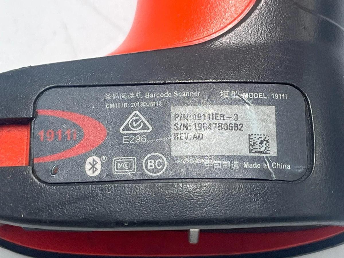 Used HONEYWELL 1981iER-3 Granit Industrial 2D Barcode Scanner w/ CCB02 Base & Cable