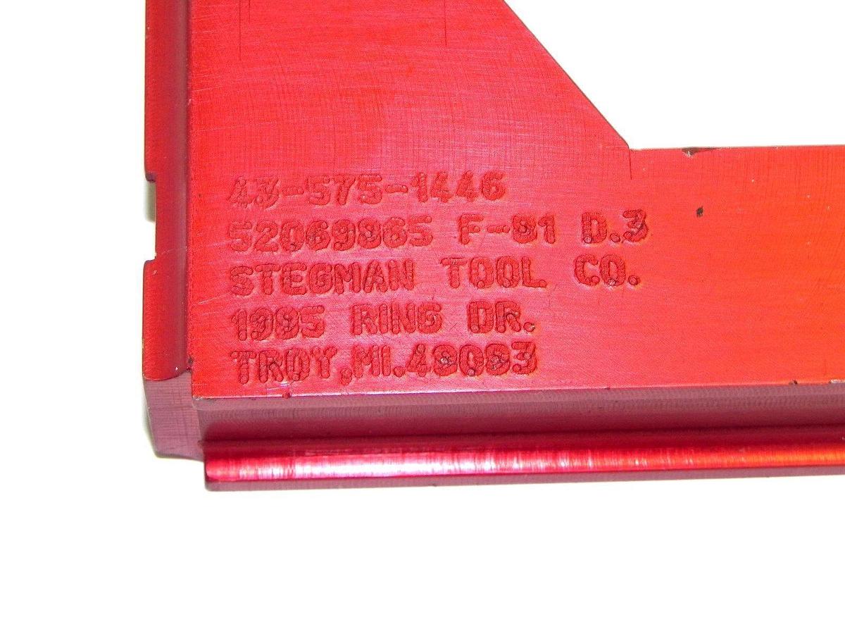 NEW STEGMAN 52069865-F-81 D-3 BRACKET 43-575-1446