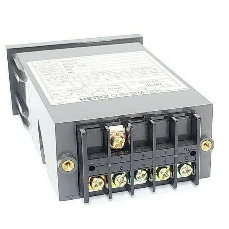 Used HENIX CORP. HA33E11 TEMPERATURE CONTROLLER INPUT: DC0-10V