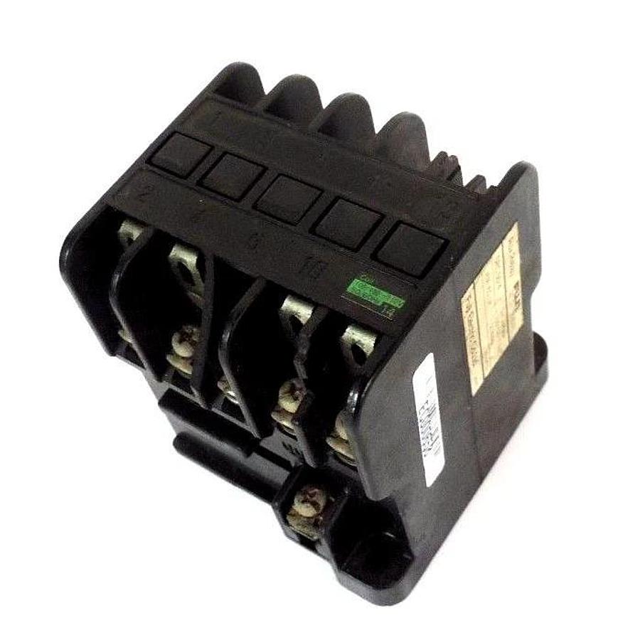 Used FUJI ELECTRIC SRC 50-4 AUX. RELAY 110V, SRC504