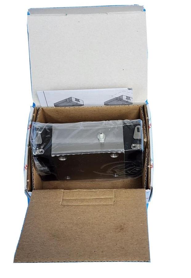 Used NIB REXROTH R16228942Y LINEAR RUNNER BLOCK KWD-020-SNS-C0-N-1