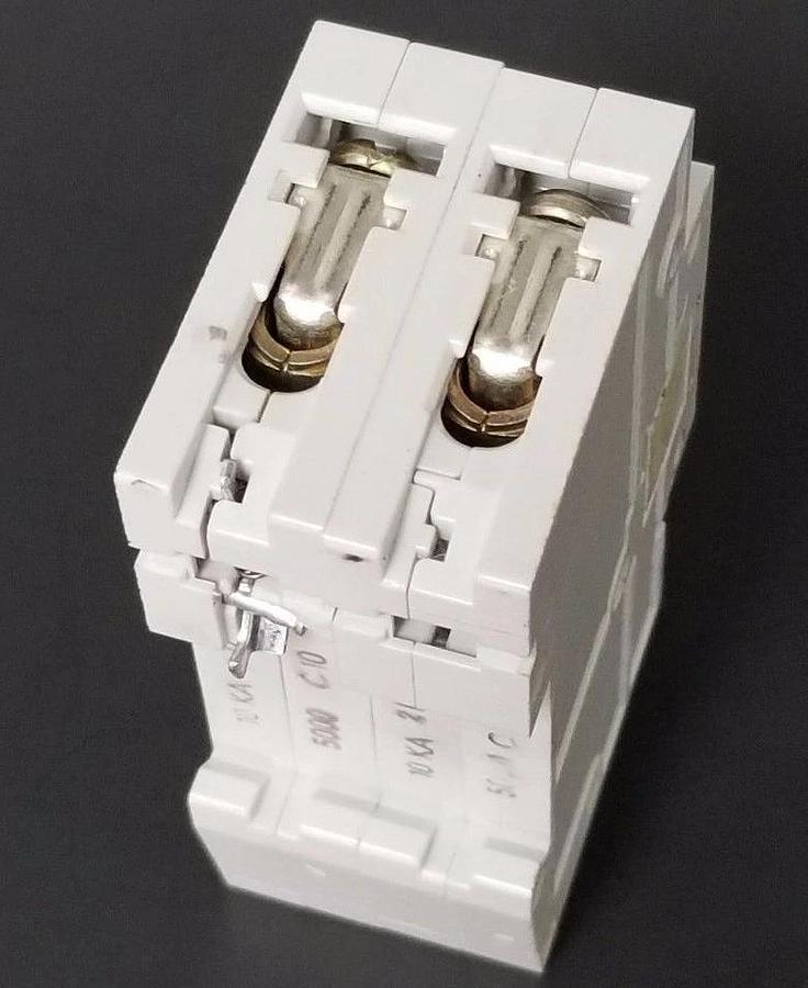 Used SIEMENS 5SX42 C10 CIRCUIT BREAKER ~400V