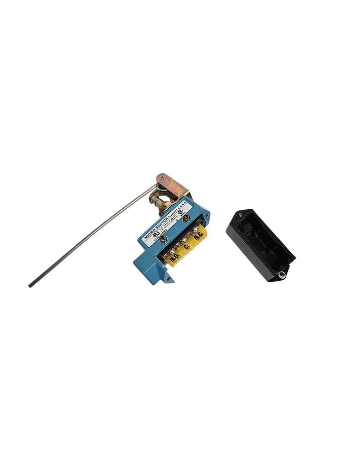 NIB HONEYWELL DTE6-2RQ62 MICROSWITCH LIMIT SWITCH 125/250VAC, DTE62RQ62