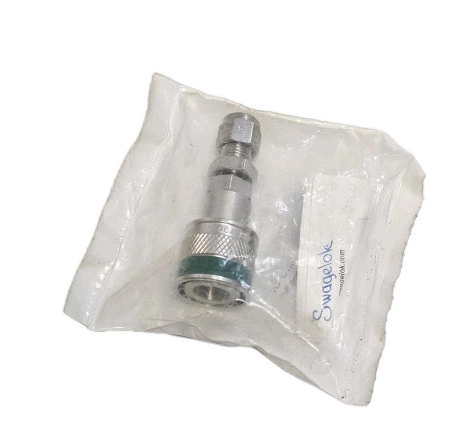 Used NEW SWAGELOK SS-QC4-B1-400K3 SS INSTRUMENTATION QUICK-CONNECT BODY GREEN KEY