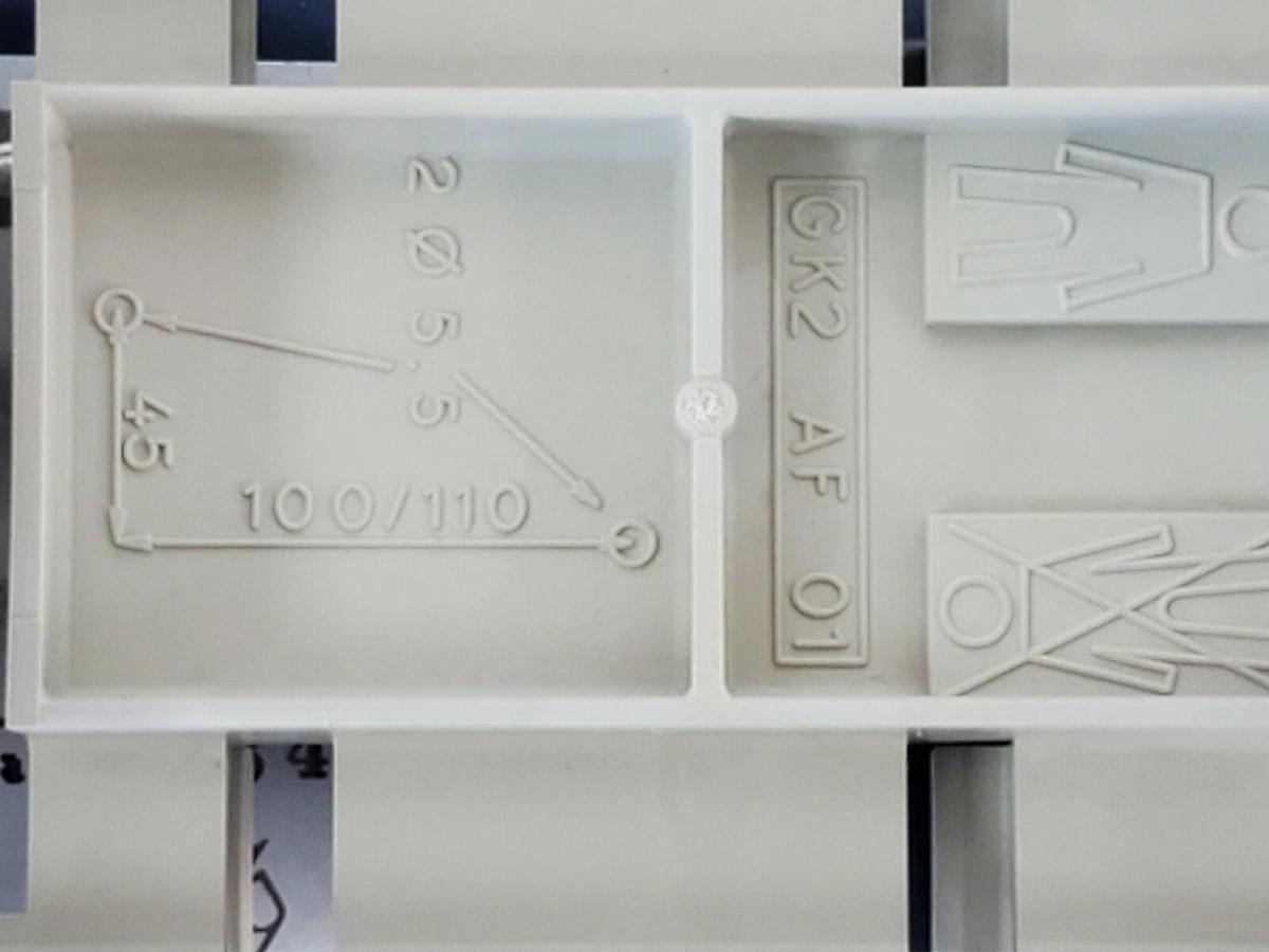 Used LOT OF 3 NIB TELEMECANIQUE GK2AF01 MOUNTING PLATES 025596