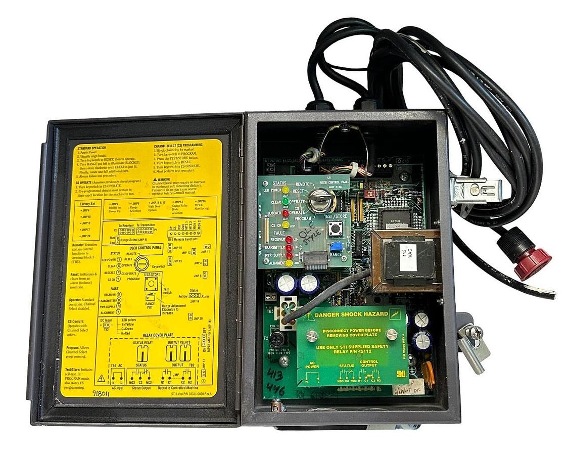 Used STI 70010-1136 / 70011-1001 MiniSafe/FlexSafe 4300B-2 CONTROLLER MS43-B2-AC1-W