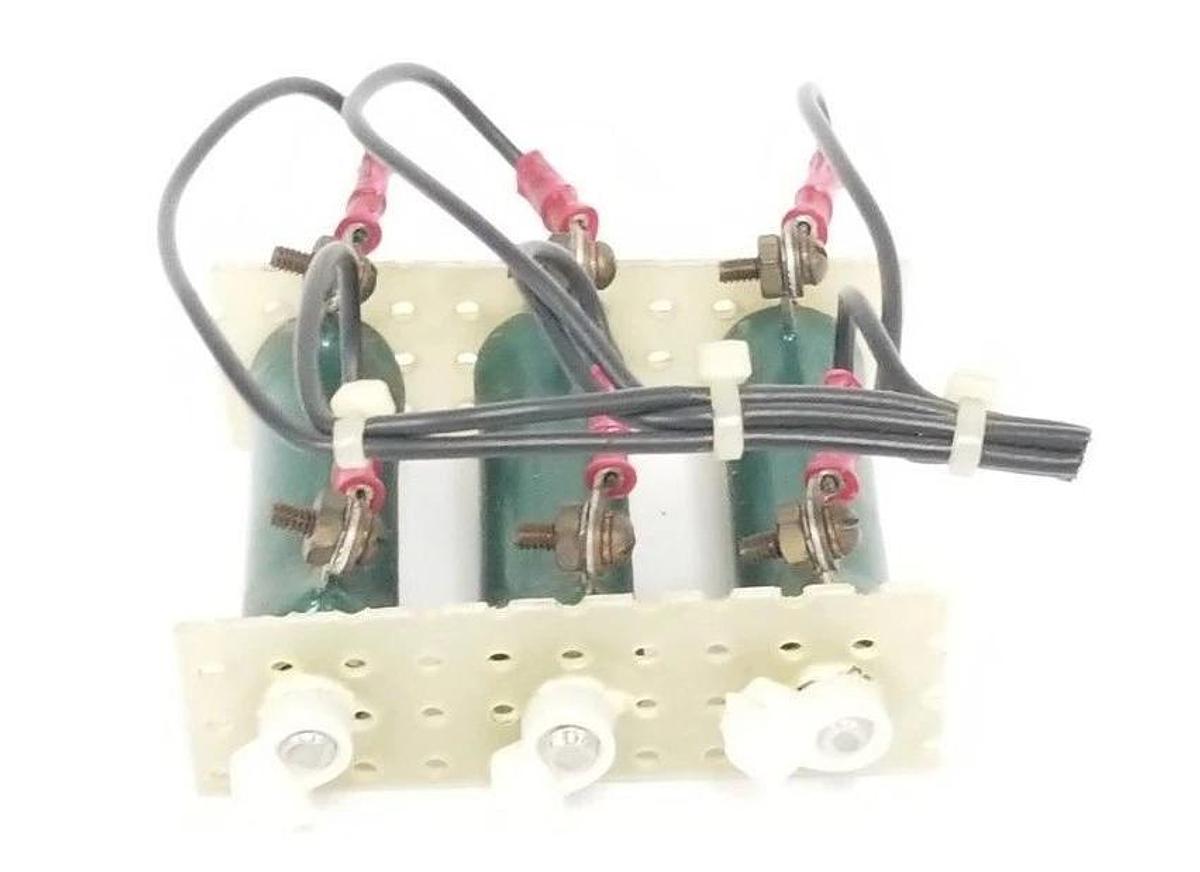Used LOT OF 3 CLARO VP 25K RESISTORS, 7.5KOHM, 3-7927