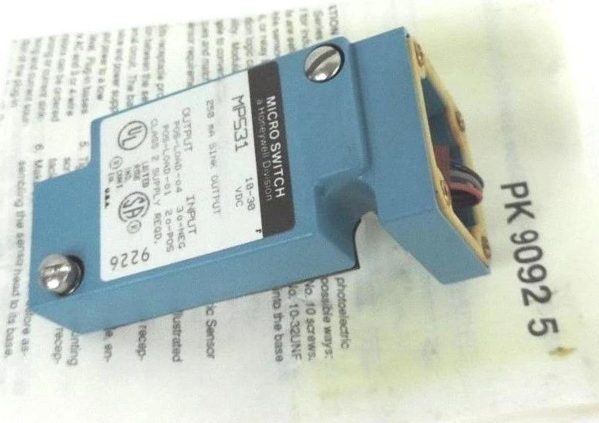 Used NIB HONEYWELL MICRO SWITCH MPS31 PLUG IN BASE FOR PHOTO HEAD 10-30VDC