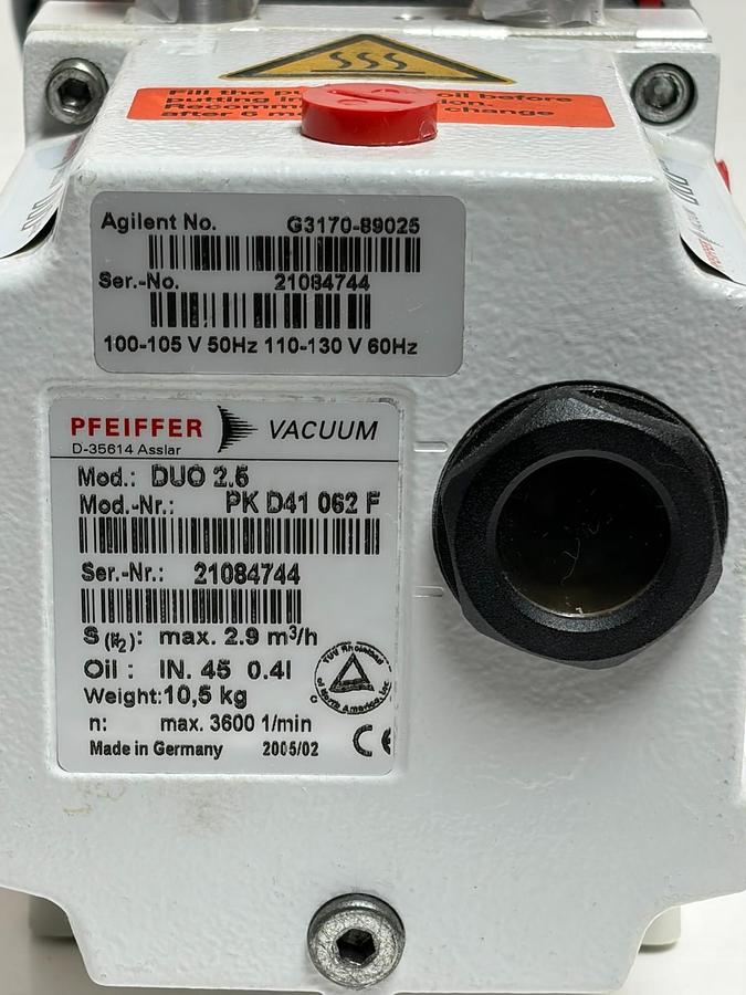 Used Pfeiffer Duo 2.5 PK D41 062 F Rotary Vane Vacuum Pump Agilent G3170-89025 USPI