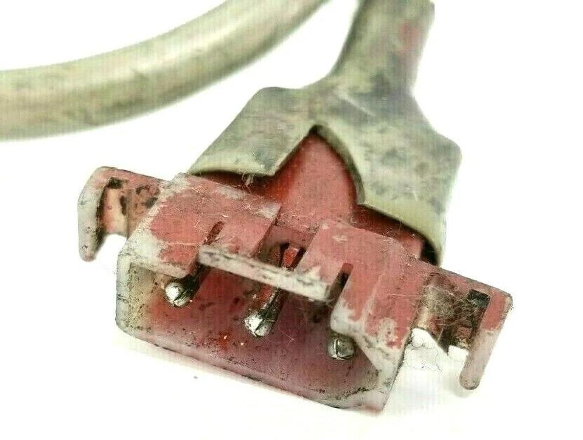 Used FUJI ELECTRIC PEW-1AT/U PROXIMITY SWITCH W/ 18.5 IN. CABLE 0.5A/5A 120V