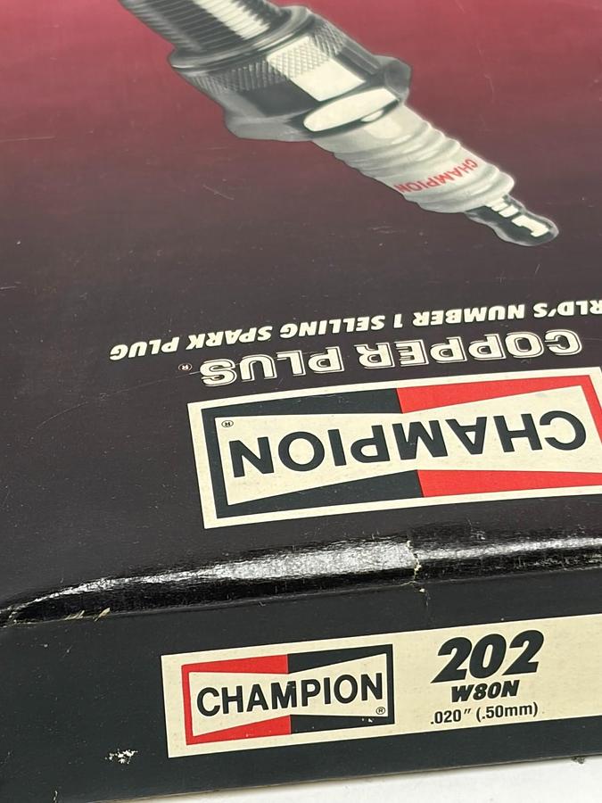Used Champion 202 W80N Copper Plus Spark Plugs .020" 50mm Pack of 7 Incomplete New