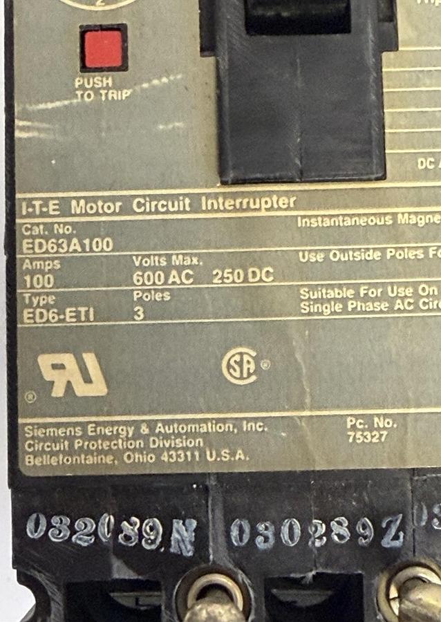 Used SIEMENS ED63A100 CIRCUIT BREAKER 100AMPS 3-POLE