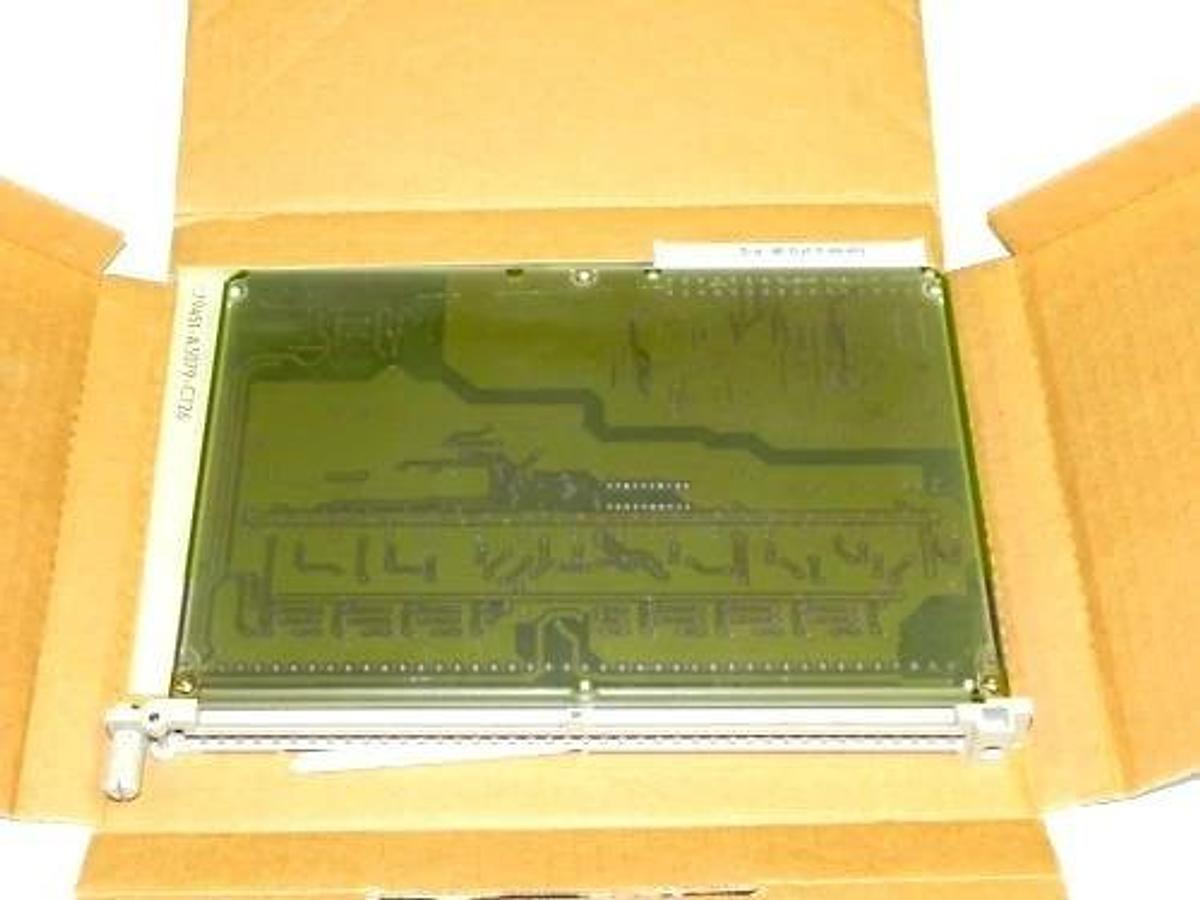 Used NIB SIEMENS 6ES5470-4UC13 OUTPUT MODULE ANALOG 470 6ES54704UC13