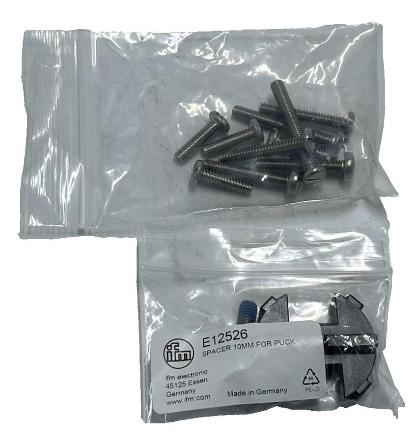 Used IFM UV0019 Valve Target Puck Kit - 80x30x20 w/ E12517 Puck, E12526 Spacer
