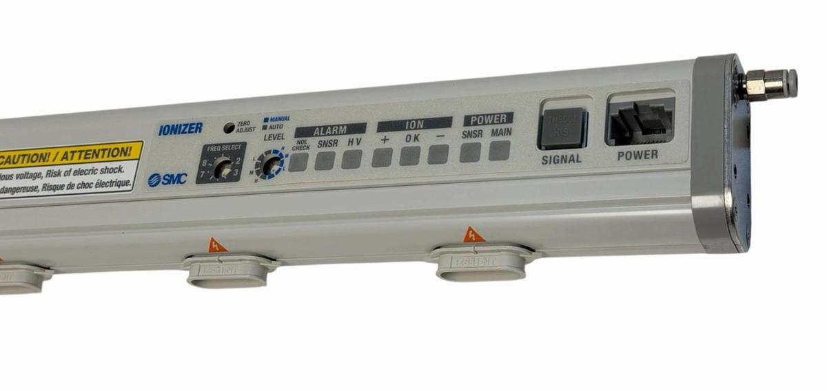 Used NIB SMC IZS31-620PZ-BF Bar Ionizer, PNP Type, 620mm IZS31620PZBF