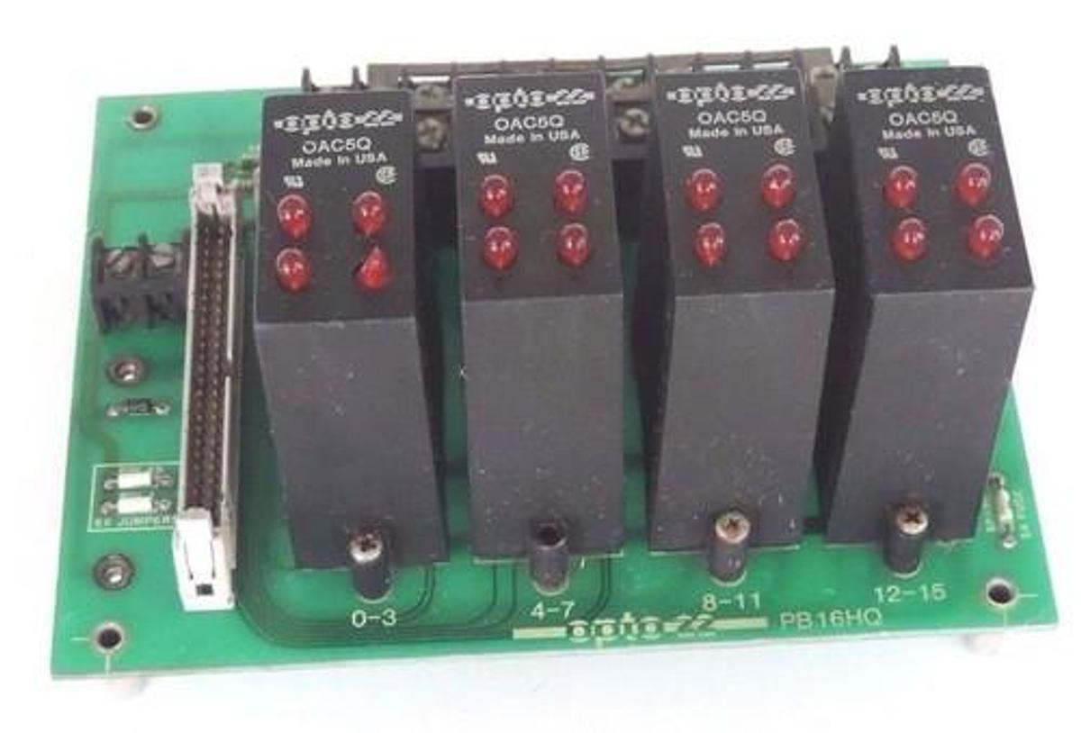 Used OPTO 22 PB16HQ I/O MODULE RACK 001824 W/ FOUR OAC5Q MODULES