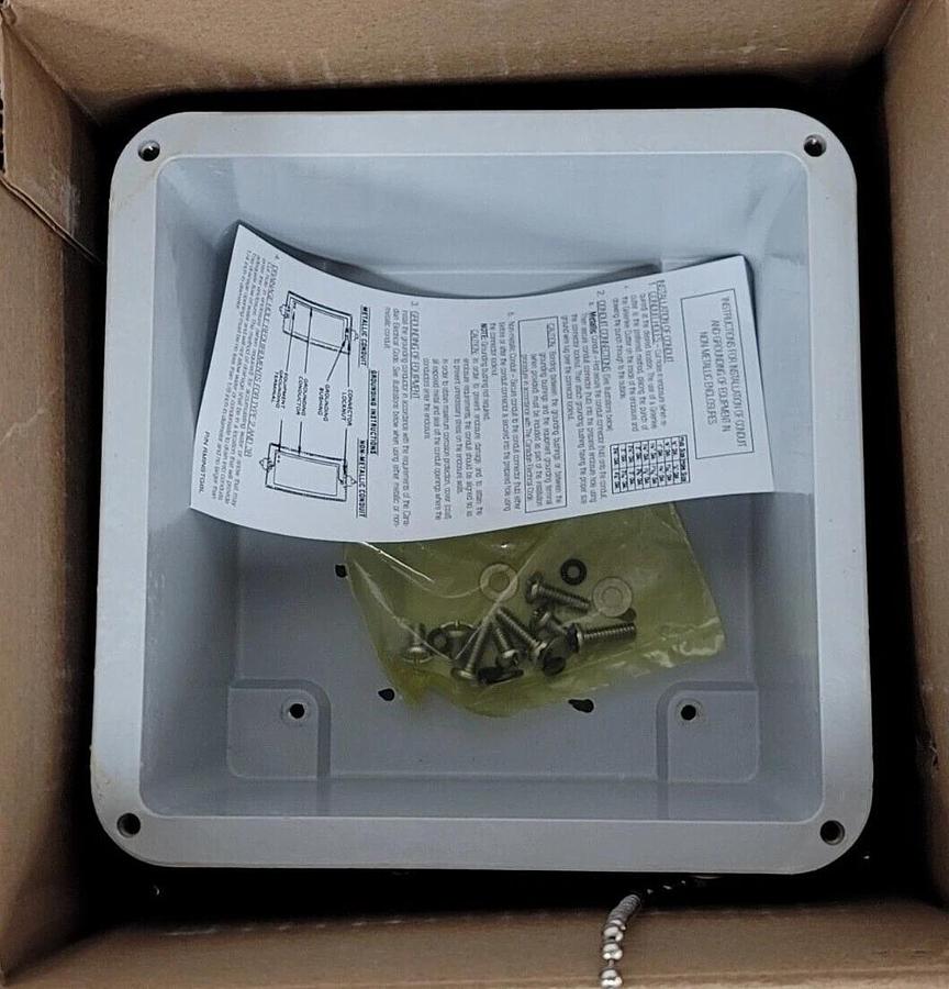 Used NIB ROBROY MR606W ATTABOX MACHOBOX SERIES ENCLOSURE 6 X 6 X 6IN (HXWXD)