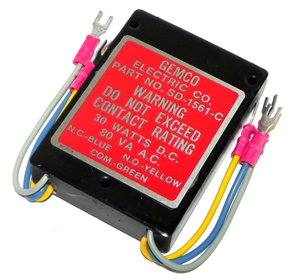 Used NEW GEMCO SD-1561-C CONTACT BLOCK 30W DC 80 VA AC