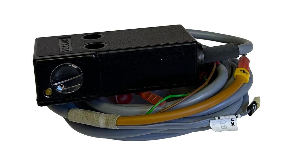 Used NEW VISOLUX RL 10 S/7/25/46 / RL10S72546 PHOTOCELL SENSOR 24V