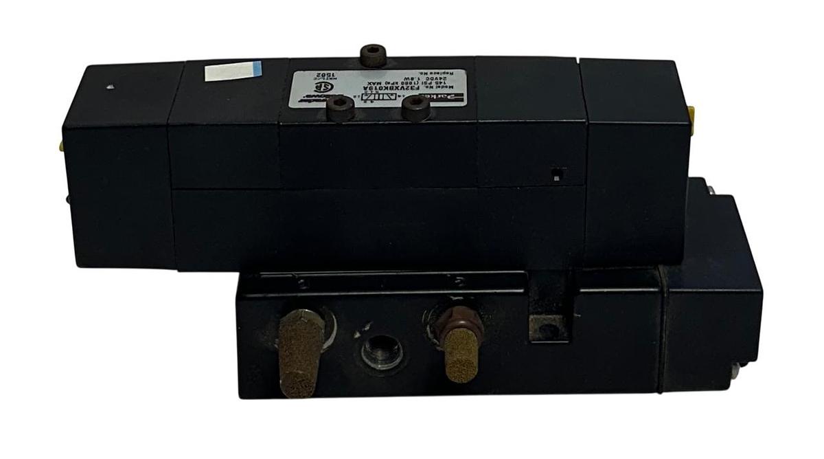 Used SCHRADER BELLOWS PARKER F32VXBK019A PNEUMATIC SOLENOID VALVE 24VDC 145PSI USNP