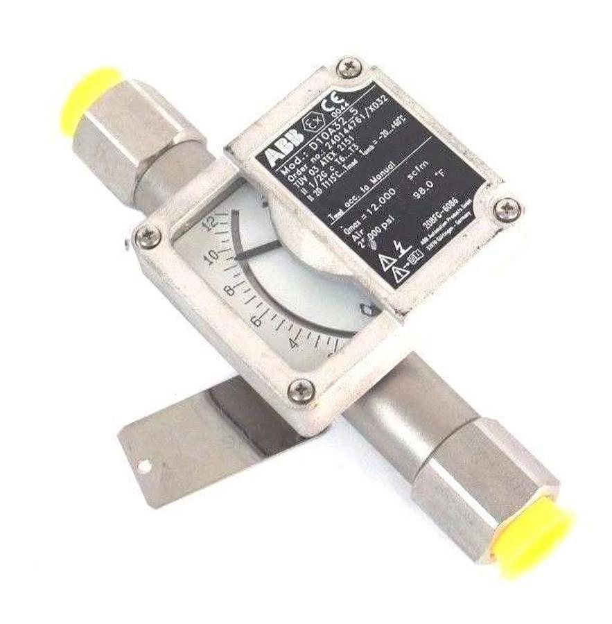 NEW ABB D10A32-5 FLOWMETER 1/2" NPT ORDER NO. 240144761/X032 D10A325