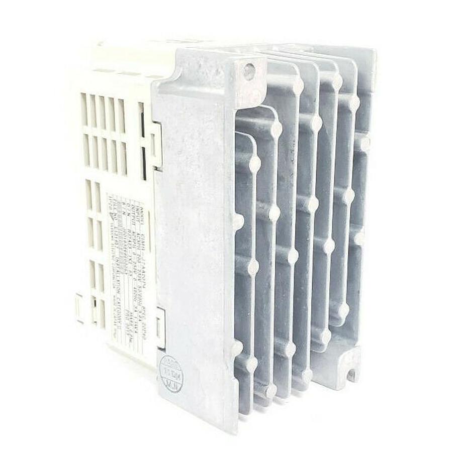 Used YASKAWA CIMR-J7AA20P4 DRIVE VS MINI J7 200V 3PHASE 0.4kW CIMRJ7AA20P4