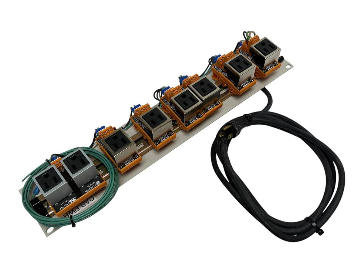 Weidmuller DIN Rail AC Power Outlet Strip 120V 15A 9915480000 9915490000