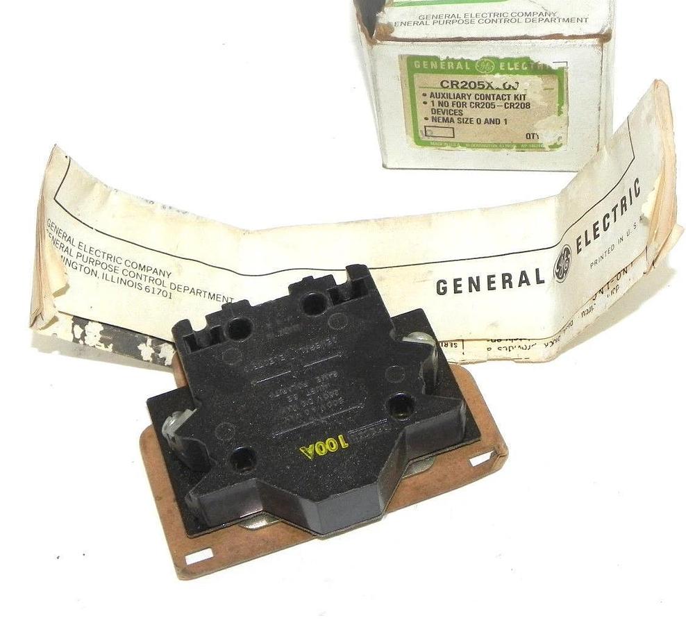Used NIB GENERAL ELECTRIC CR205X100A AUXILIARY CONTACT KIT CR205X