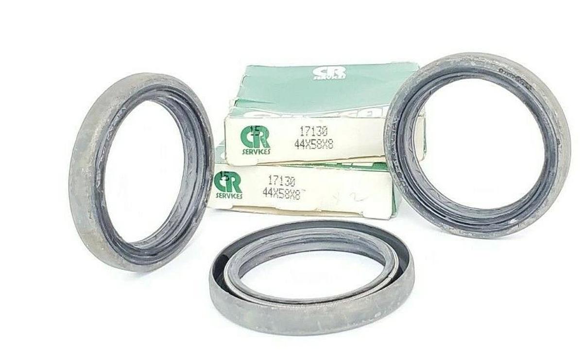 Used LOT OF 3 NIB CHICAGO RAWHIDE 17130 OIL SEALS 44X58X8