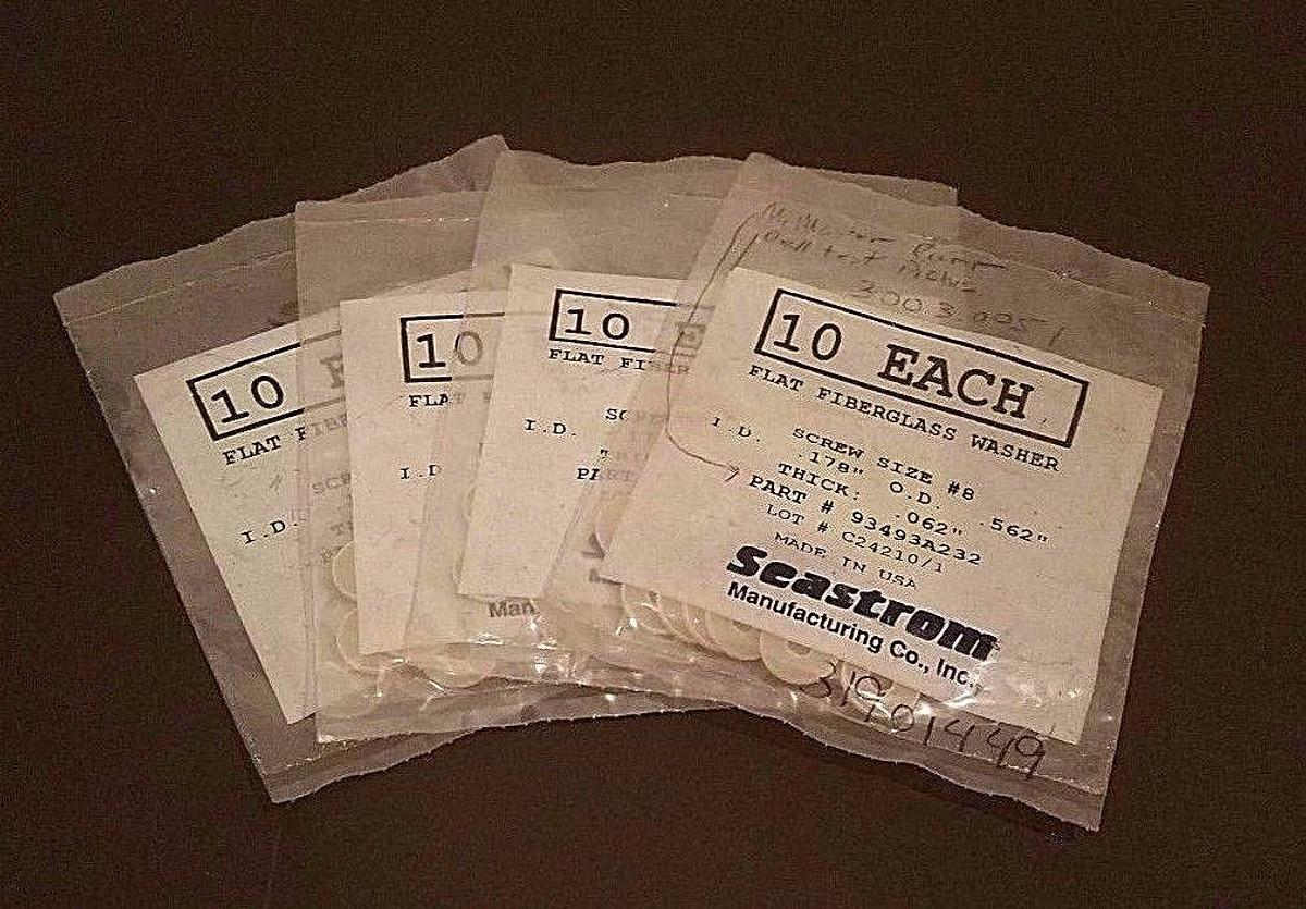 Used LOT OF 40 NEW SEASTROM 9493A232 FLAT FIBERGLASS WASHERS SCREW SIZE #8