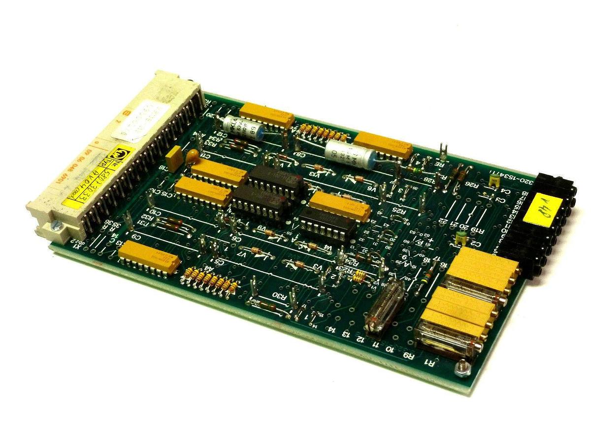 Used LEYBOLD TECH 58073033 AV04 CARD PRUF-NR 09506174