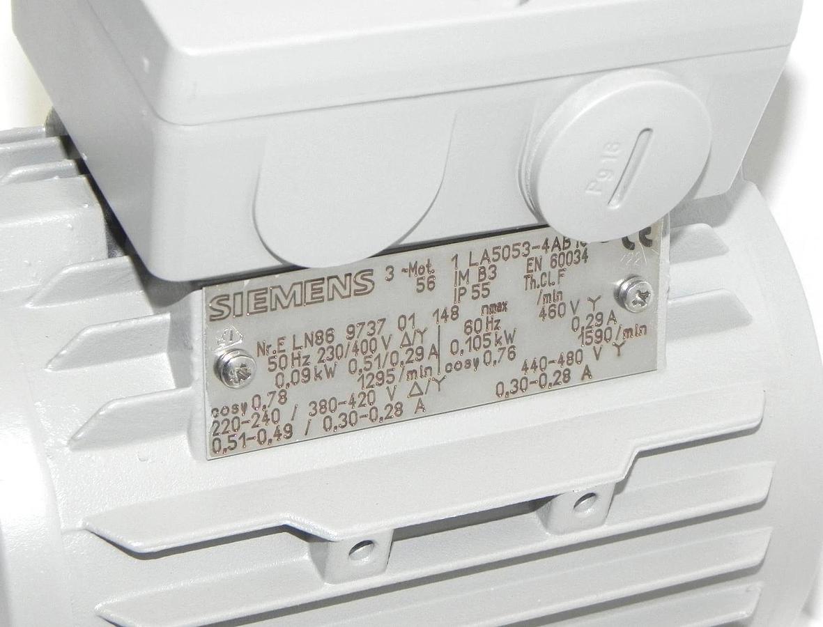 Used NIB SIEMENS 6ES92 P/N: A1-101-415-538 MICROMASTER STARTER KIT, 6SE9210-7CA40