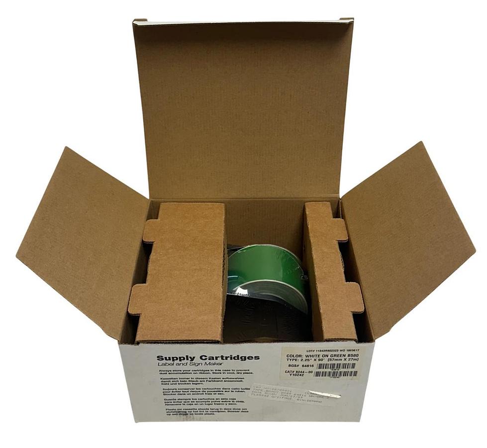 BRADY 8244-00 / 824400 WHITE ON GREEN B580 TYPE: 2.25''X90' (57mmX27mm) NSMP