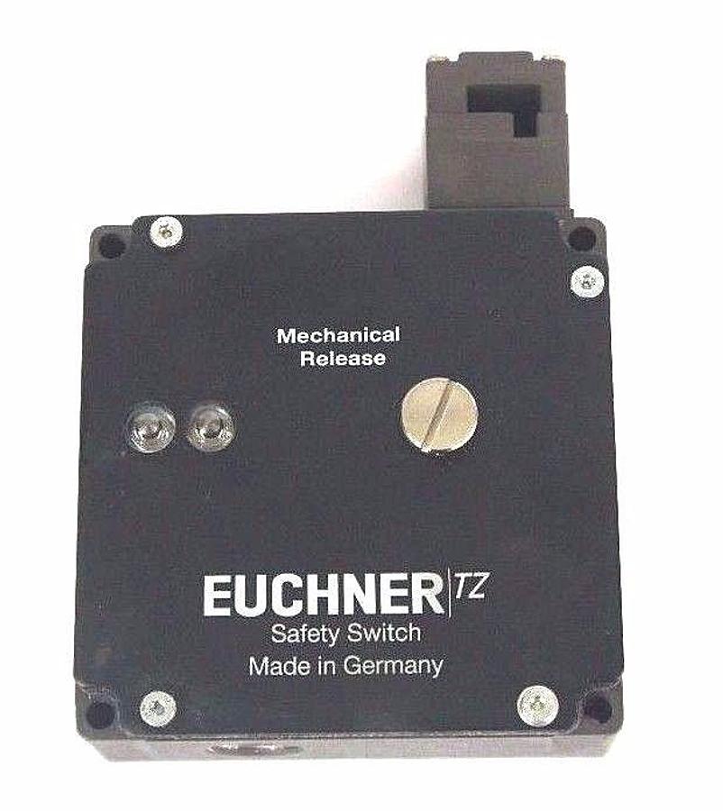 Used NEW EUCHNER TZ2RE024MVAB SAFTEY SWITCH AC/DC 24V, ID. NR. : 088071