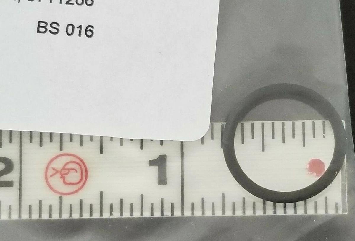 Used LOT OF 8 NEW MICROMASS 5711266 O-RING BS016 VITON KIT MKII