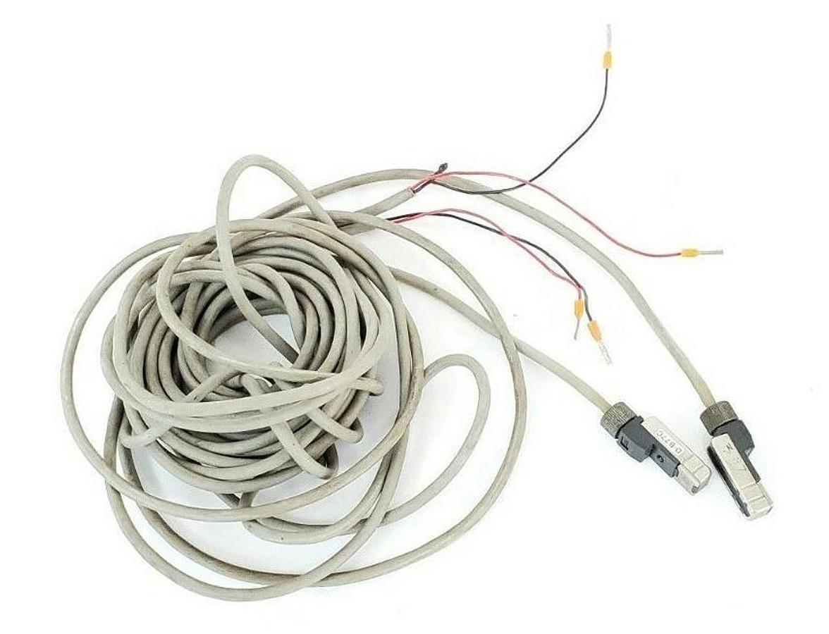 Used LOT OF 2 SMC D-B77C REED SWITCHES DB77C