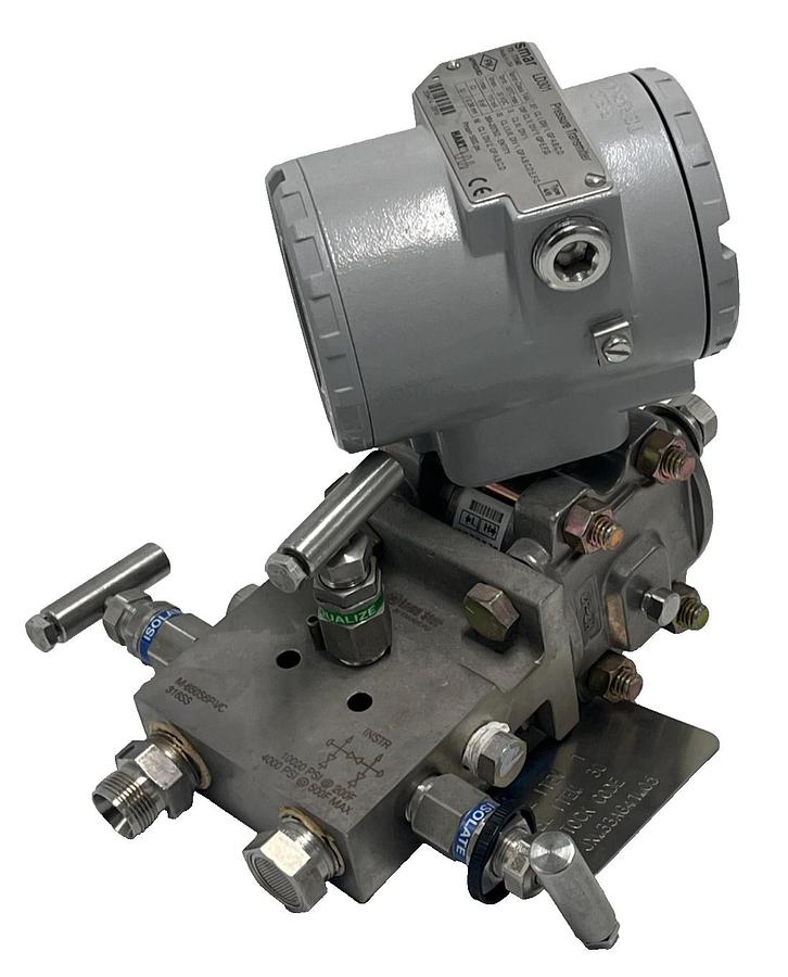 Used SMAR LD301 PRESSURE TRANSMITTER ASSEMBLY W/ SENSOR: D1 & MANIFOLD: M-650S6P-VC