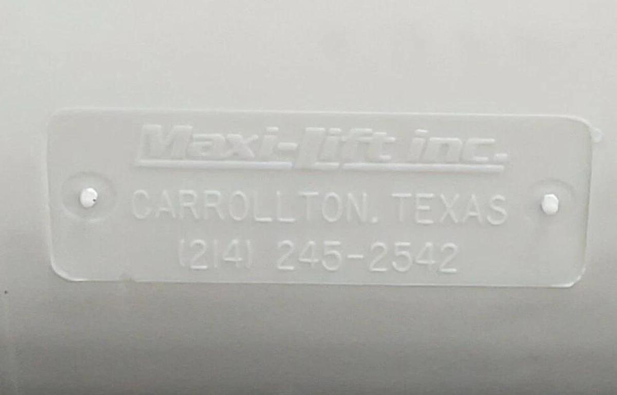 NEW MAXI-LIFT INC. 18x10 MAXI TUFF AA BUCKET