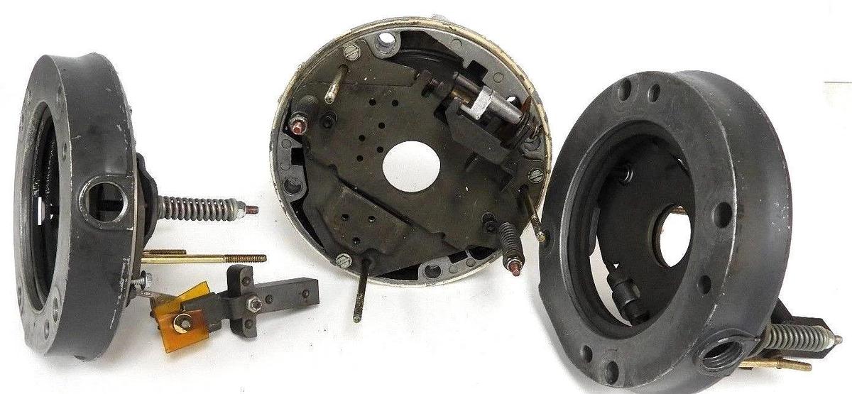 Used LOT OF 3 REXNORD STEARNS BRAKE ASSEMBLY 8-002-529-00 END PLATES