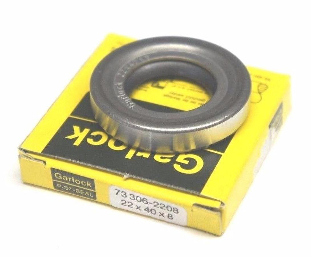 NIB GARLOCK 73306-2208 P/S-SEAL SHAFT SEAL 22 X 40 X 8 733062208